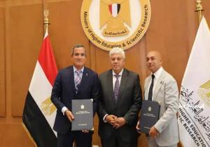 وزير التعليم العالي يشهد توقيع مذكرة تفاهم بين جامعة «روان الأمريكية» و«مودرن جروب الجامعية»