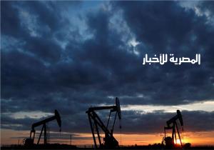 بلومبرج: «كورونا» لم يترك لمنتجي النفط خيارا سوى تقليص الإنتاج