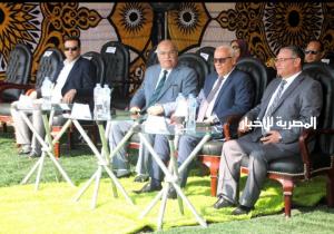محافظ بورسعيد يشهد  تجربة افتراضية  لمناورة حال حدوث حريق بمحرك طائرة في مطار بورسعيد