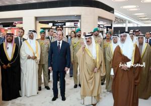 متحدث الرئاسة ينشر صور مشاركة الرئيس السيسي في افتتاح المبنى الجديد بمطار البحرين الدولي