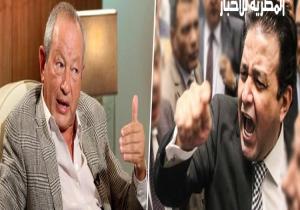المصريين الأحرار يهدد ساويرس: "بلاش تلعب بالنار"