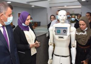 رئيس جامعة عين شمس يكشف تفاصيل أول ممرضة روبوت في مصر "تتحدث بالعامية "