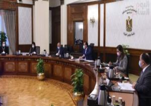 رئيس الوزراء يناقش استعداد مصر للمشاركة بـ"منتدى سان بطرسبرج الاقتصادى الدولى 2022"
