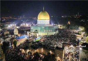 الاحتلال يحرم آلاف الفلسطينيين من الوصول للقدس لإحياء ليلة القدر بالمسجد الأقصى