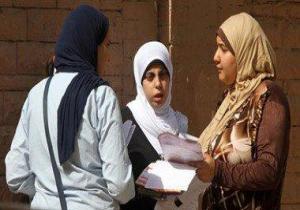 الطالبة التي "انتحرت" بسبب صعوبة فى مادة "الفيزياء" .. حية ترزق
