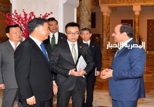الرئيس السيسي يستقبل رئيس المجلس الاستشاري الصيني ويؤكد حرص مصر على تطوير التعاون الثنائي
