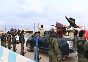 أكراد يسلمون منطقة في حلب للنظام ويتجهون إلى عفرين