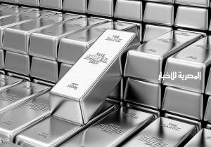 أسعار الفضة تتراجع وتخسر للأسبوع السادس على التوالي