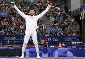 وزير الرياضة يحتفل مع محمد السيد بعد تحقيق الميدالية البرونزية فى أولمبياد باريس 2024 | فيديو