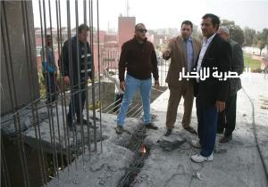 نائب محافظ القاهرة يشرف على عمليات إزالة عقارات مخالفة بالزاوية الحمراء