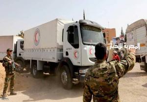 أول قافلة مساعدات إنسانية تدخل غوطة دمشق الشرقية