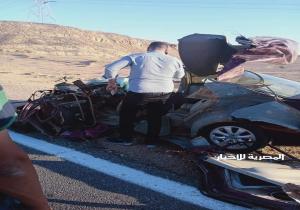 مصرع 3وإصابة 2 في حادث تصادم سيارة ملاكي بسيارة نقل بطريق الداخلة –الخارجة