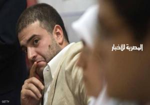 مصر.. تخفيف الحكم على نجل مرسي بقضية "السلاح"