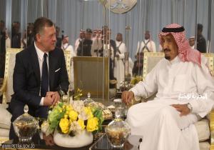 العاهلان السعودي والأردني يلتقيان في جدة