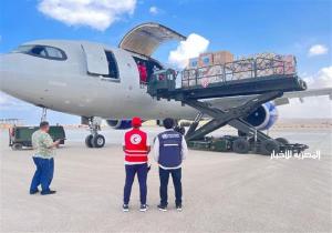 مطار العريش يستقبل طائرة كويتية تحمل 40 طنا من المساعدات لصالح غزة
