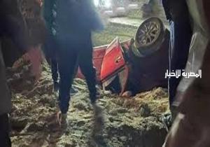 مصرع مستشار ونجليه في انقلاب سيارة داخل ترعة ببني سويف
