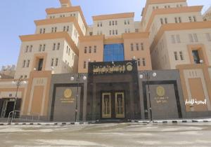 لتجنب توقف الخدمات.. الداخلية تناشد الأجانب المقيمين بالبلاد سرعة استخراج بطاقات التسجيل