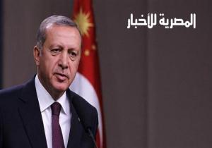 أردوغان يصدم الإخوان ويكشف هدفه من رفع إشارة "رابعة"