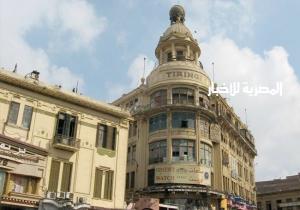 رئيس حي الموسكي يكلف برفع كفاءة محيط مبنى البريد المصري