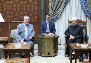 شيخ الأزهر يستقبل رئيس منظمة فرسان مالطا لبحث تعزيز التعاون المشترك |صور