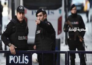 تركيا تعتقل جنديين يونانيين بتهمة "التجسس"