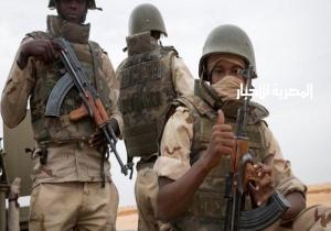 الجيش الموريتاني ينقذ 20 بحارا ويبحث عن مفقودين بعد غرق باخرة