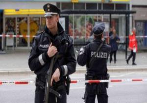 الشرطة الألمانية: إصابة 3 أشخاص فى انفجار قنبلة قديمة عند جسر فى ميونيخ