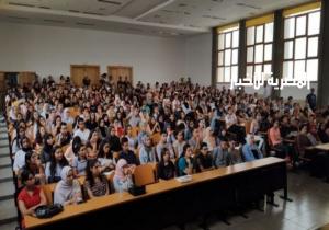 التعليم العالي تكشف حقيقة تأجيل الدراسة في الجامعات
