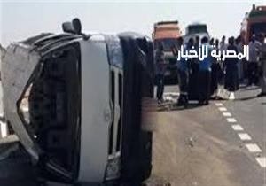 بالأسماء.. إصابة 13 شخصا إثر انقلاب ميكروباص على طريق المطرية بورسعيد