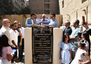 وزير الشباب ومحافظ الجيزة يضعان حجر الأساس حمام بمركز الشباب الدولي بكفر طهرمس