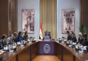 رئيس الوزراء يتابع الموقف التنفيذي للمرحلة الأولى من منظومة التأمين الصحي الشامل