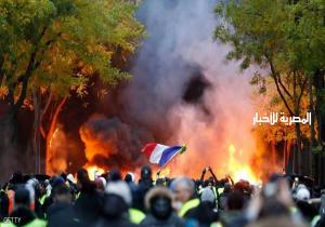 عاجل || وصول الصدامات بين المحتجين والأمن الفرنسي لمحيط قصر الرئاسة