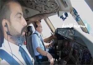 «مصر للطيران» توثق إحدى رحلاتها بين القاهرة ونيويورك
