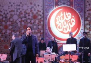فرقة المركز القومي للمسرح تشدو بأغاني زمن الفن الجميل فى "هل هلالك 9" | صور