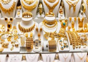 أسعار الذهب اليوم الأربعاء 10- 4 - 2024 في مصر.. بكام عيار 21 بعد التراجع؟ آخر تحديث