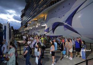 ميناء الإسكندرية يستقبل سفينتين سياحيتين عملاقتين تقلان أكثر من 8100 راكب وسائح