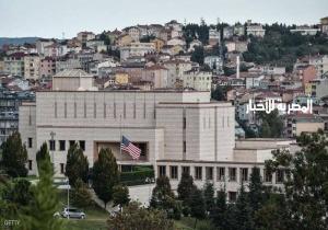 تركيا تواصل احتجاز موظف بالقنصلية الأميركية بتهم التجسس
