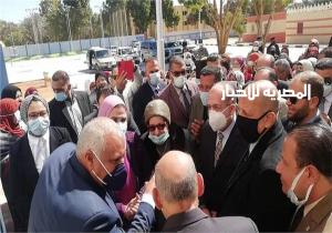 وزيرة التضامن ومحافظ الوادي الجديد يفتتحان مقر بيوت الطلبة بالخارجة