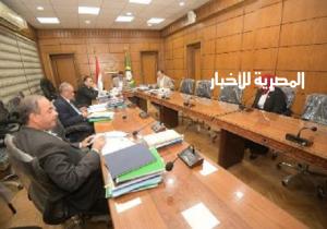 محافظ الدقهلية يترأس لجنة اختيار المتقدمين لوظائف التعليم والطب البيطري
