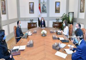 الرئيس السيسي يطلع على جهود الحكومة في دعم إطلاق تقرير التنمية البشرية في مصر