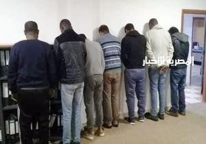 القبض على عصابة سرقة أغطية البالوعات بالقاهرة