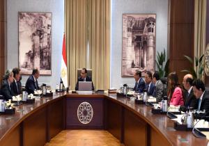 خلال لقاء «مدبولي» بـ«مسئولي الشركة».. «أباتشي» تخطط لاستثمار 1.4 مليار دولار جديدة في مصر العام المقبل