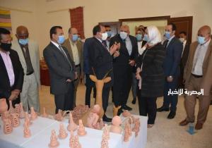 القباج والزملوط يتفقدان مصنع الخزف ومركز التكوين المهني بالخارجة