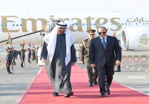 الرئيس السيسي يستقبل نظيره الإماراتى الشيخ محمد بن زايد بمطار القاهرة الدولي