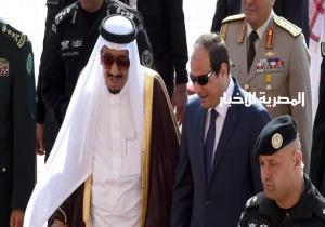 الأمير طلال بن عبدالعزيز ينشر صورة نادرة للرد على المشككين فى علاقة مصر بالسعودية
