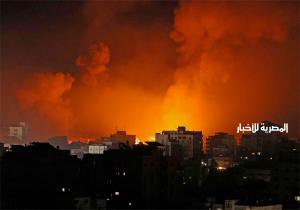 طائرات حربية إسرائيلية تقصف قطاع غزة بعد إطلاق صاروخ من القطاع على إسرائيل