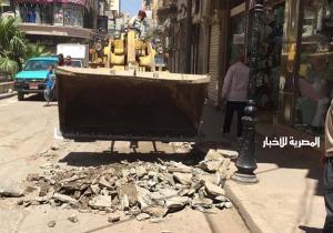 بدء تجهيز منطقة "السكة الجديدة" في المنصورة لأعمال الرصف
