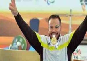 البطل "شريف عثمان " يحقق رقما قياسيا جديدا فى رفع الاثقال بـ"الألعاب البارالمبية"
