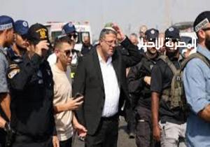 وزير الأمن القومي الإسرائيلي يقتحم الحرم الإبراهيمي وسط إجراءات أمنية مشددة