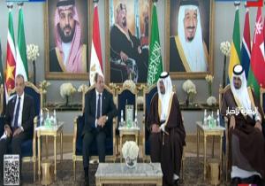 الرئيس السيسي يصل السعودية للمشاركة في القمة العربية الإسلامية غير العادية